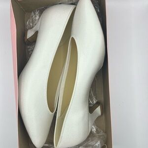 80's Womens Cherish White Satin Wedding Shoes/ Pumps, Sz 10 M, Dyeable S…